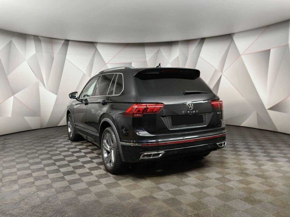 Volkswagen Tiguan 2021 года с пробегом. Фото: #3