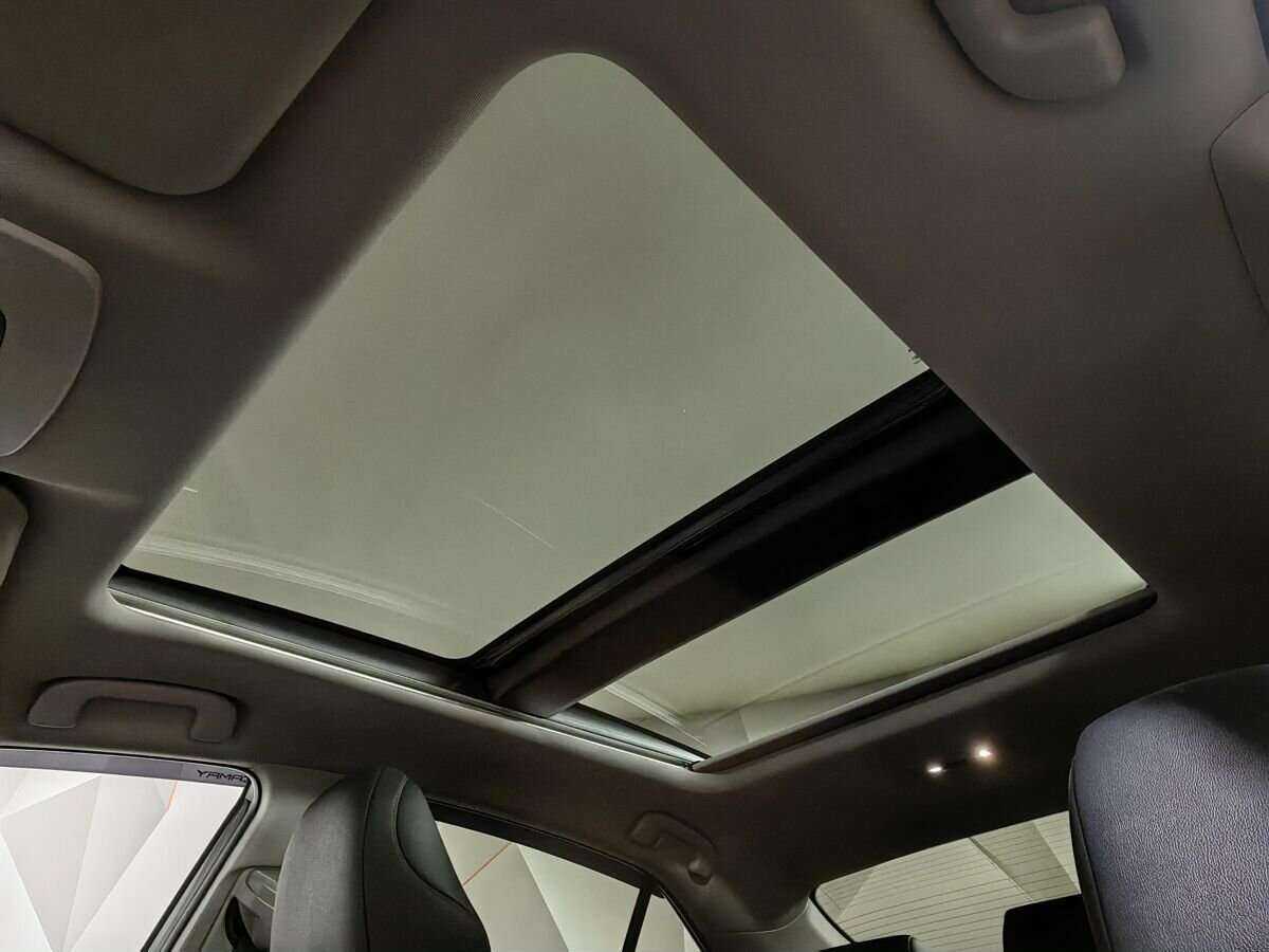 Toyota Camry 2023 года с пробегом. Фото: #16