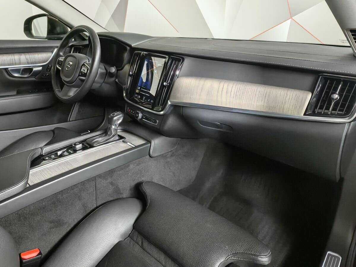 Volvo S90 2021 года с пробегом. Фото: #8