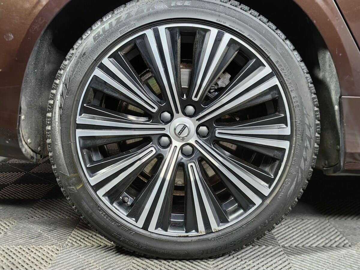 Volvo S90 2021 года с пробегом. Фото: #12