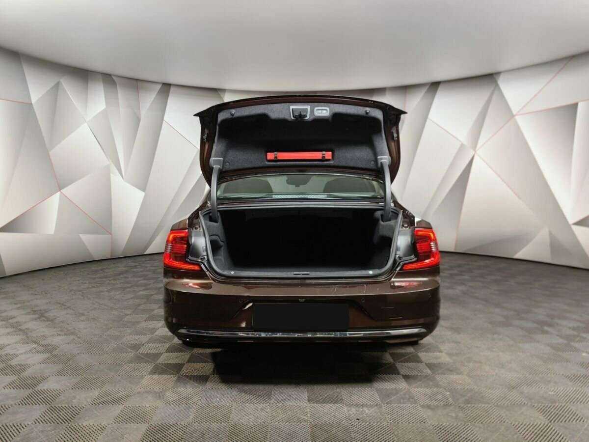 Volvo S90 2021 года с пробегом. Фото: #14