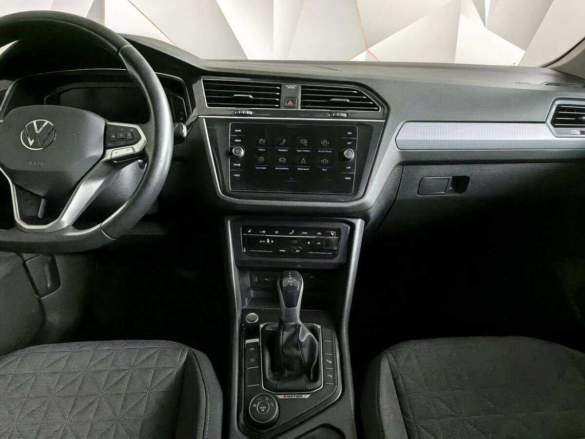Volkswagen Tiguan 2021 года с пробегом. Фото: #10