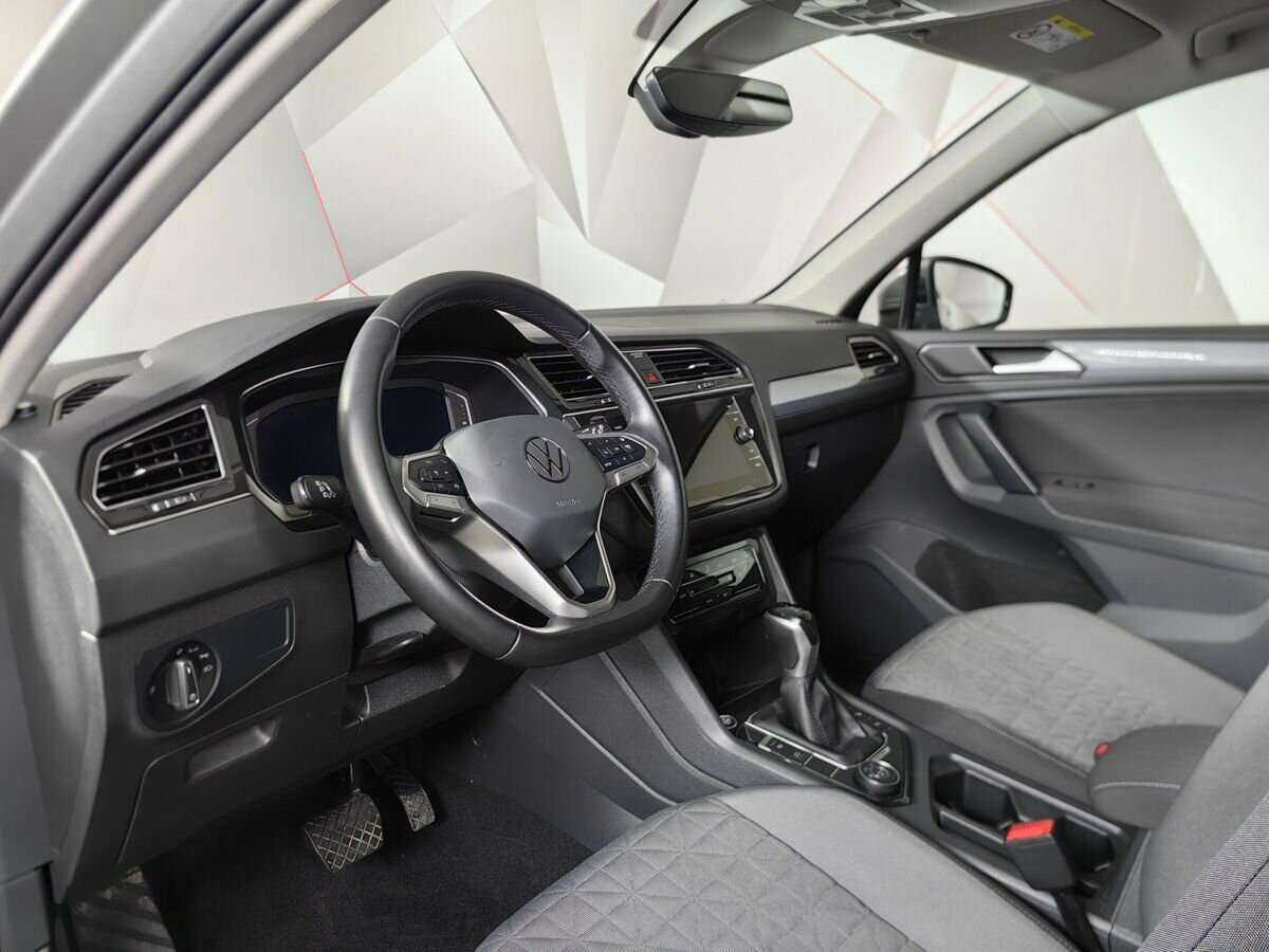 Volkswagen Tiguan 2021 года с пробегом. Фото: #13