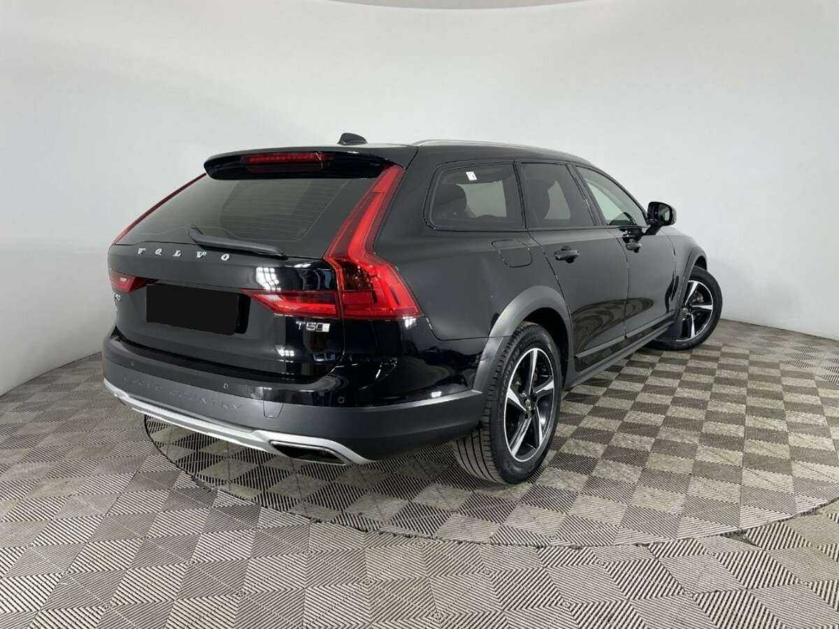 Volvo V90 Cross Country 2018 года с пробегом. Фото: #5