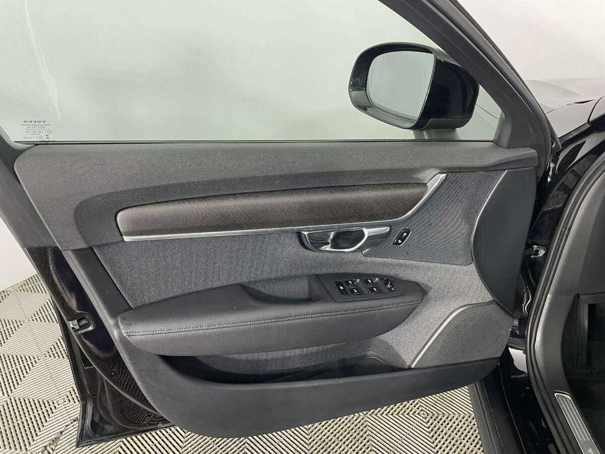 Volvo V90 Cross Country 2018 года с пробегом. Фото: #7