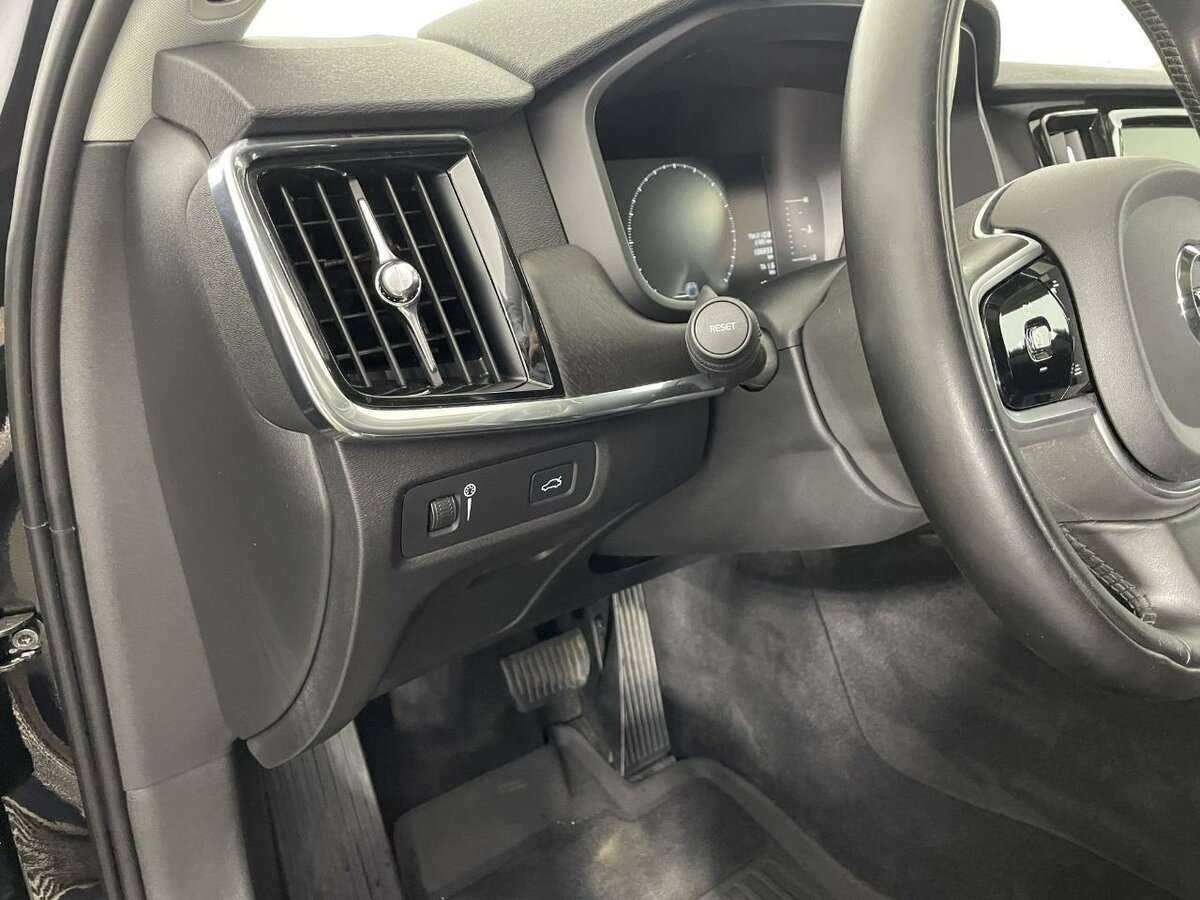 Volvo V90 Cross Country 2018 года с пробегом. Фото: #8