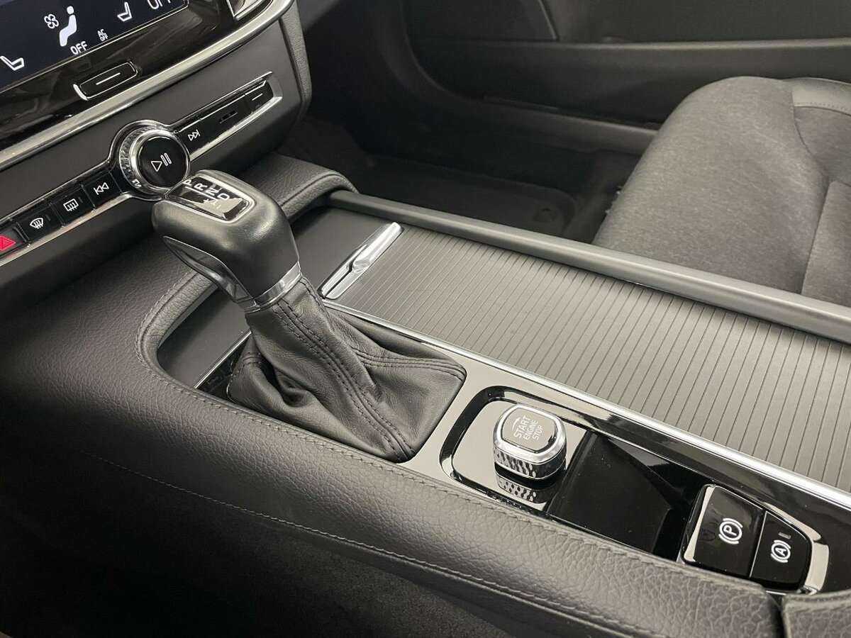 Volvo V90 Cross Country 2018 года с пробегом. Фото: #12