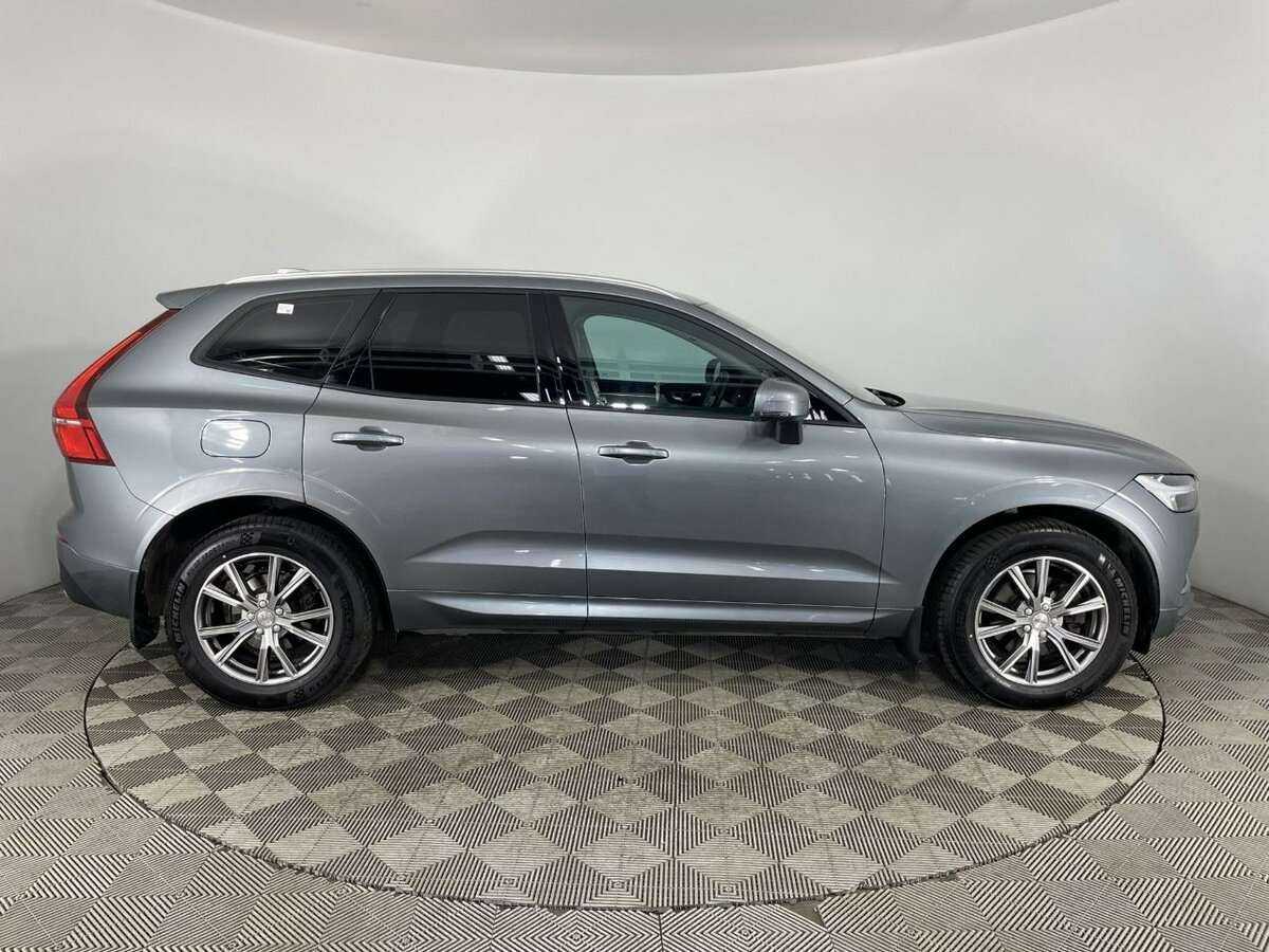 Volvo XC60 2021 года с пробегом. Фото: #3