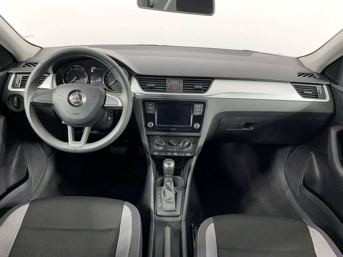 Б/У Шкода Рапид 2019 года. Фото: #10