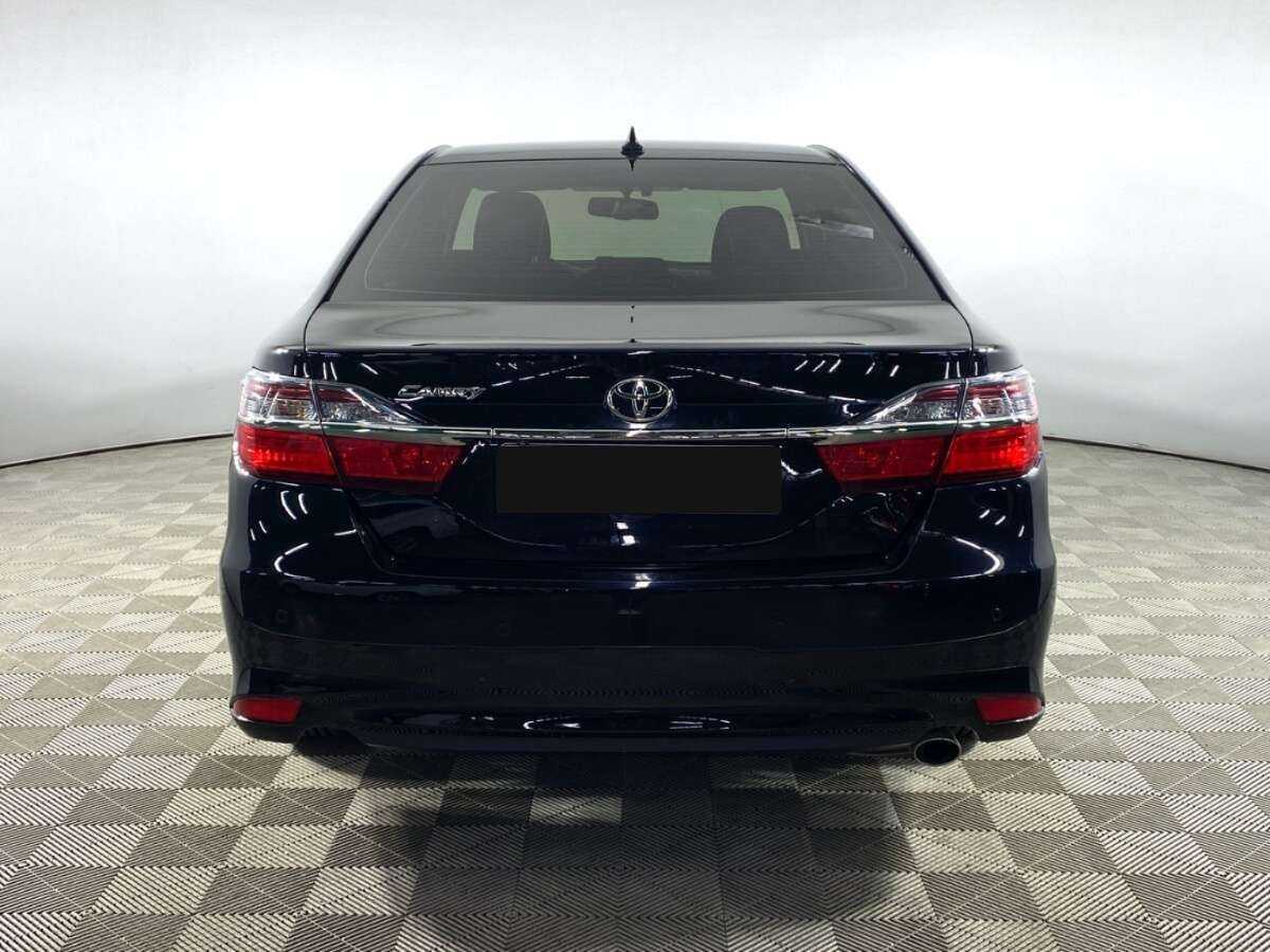 Toyota Camry 2017 года с пробегом. Фото: #5