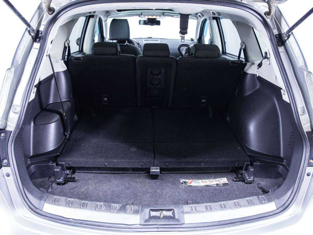 Nissan Qashqai+2 2010 года с пробегом. Фото: #9