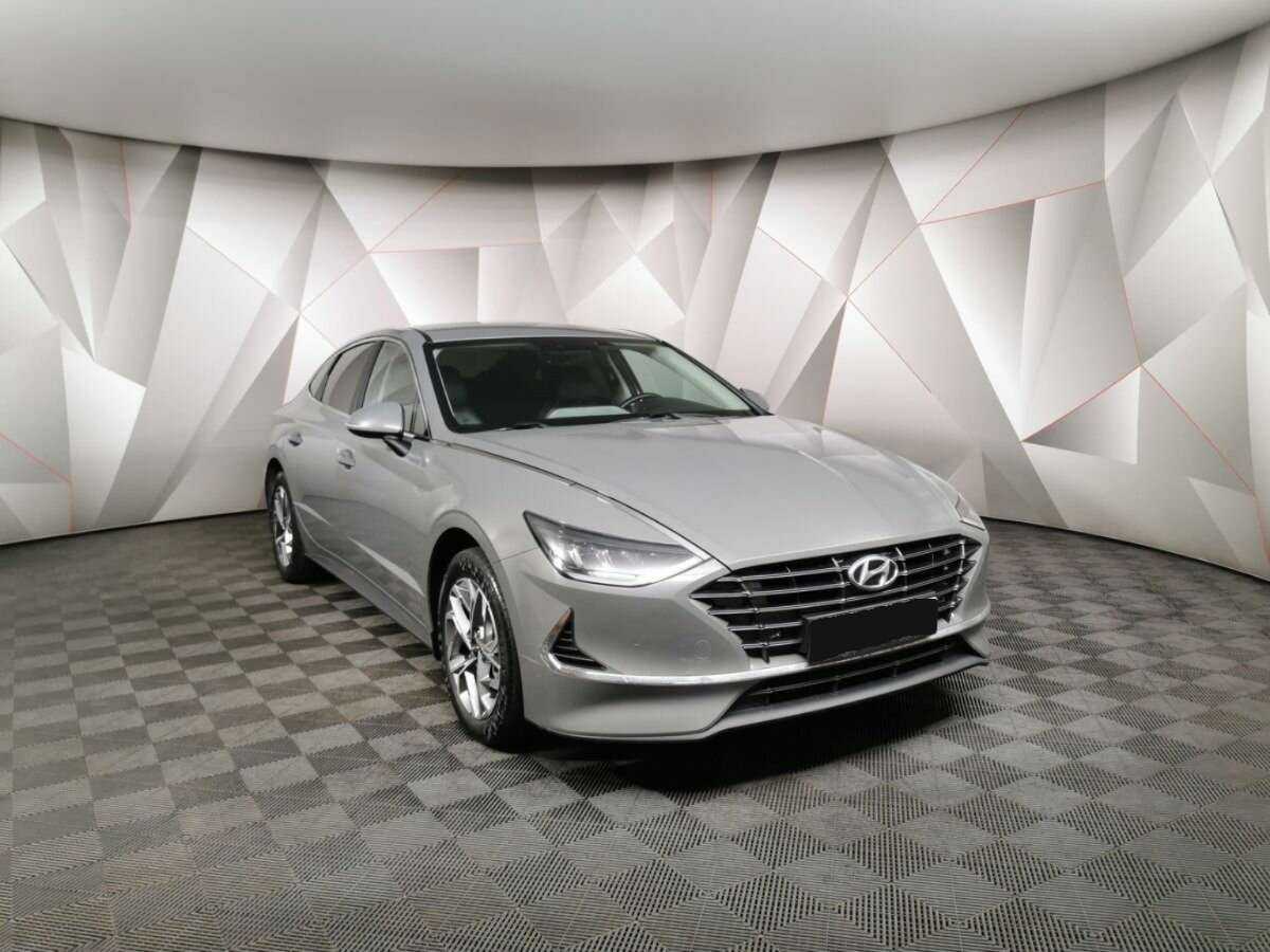 Hyundai Sonata 2019 года с пробегом. Фото: #2