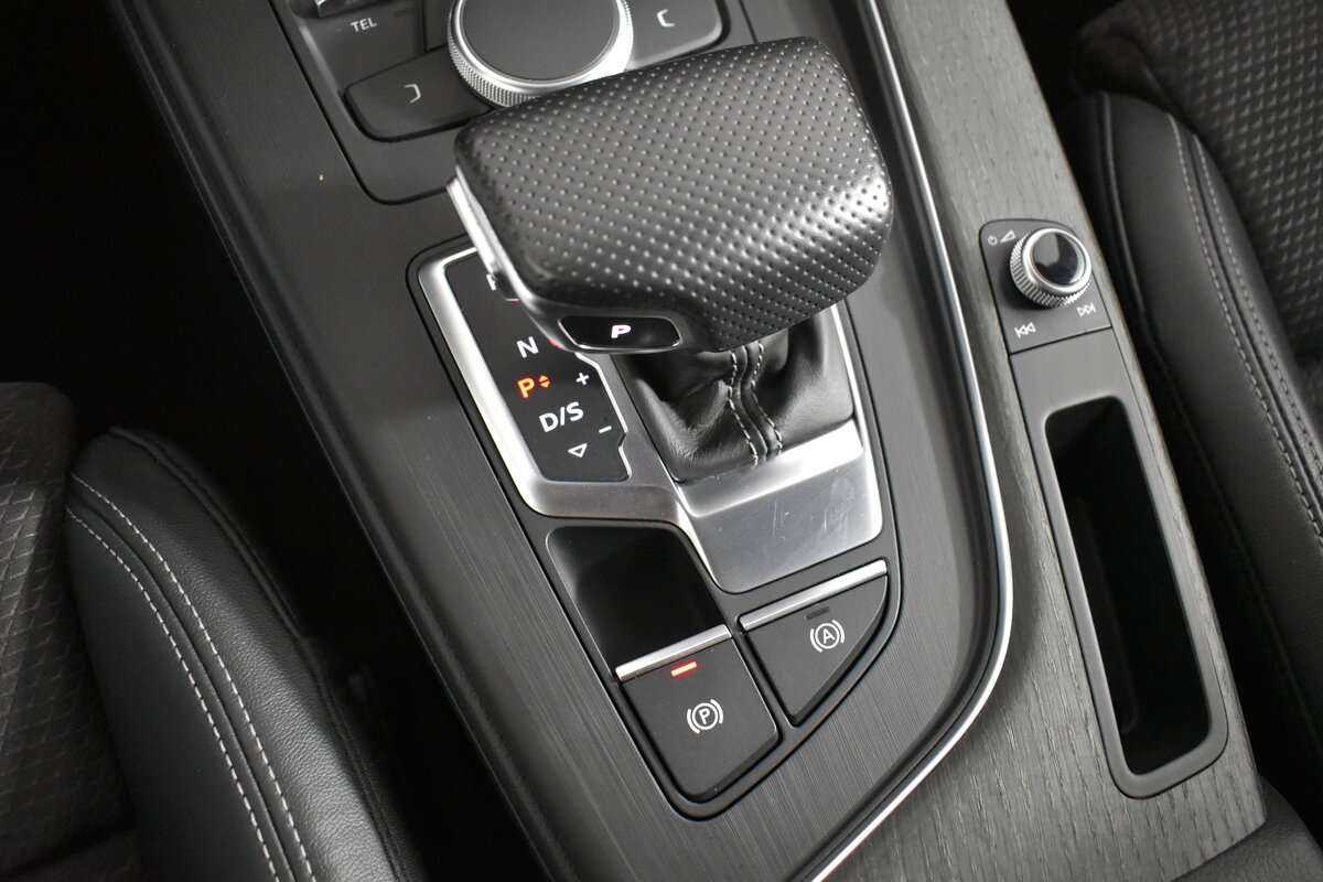 Audi A4 2018 года с пробегом. Фото: #17