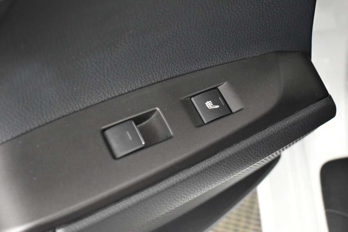 Toyota Camry 2021 года с пробегом. Фото: #12