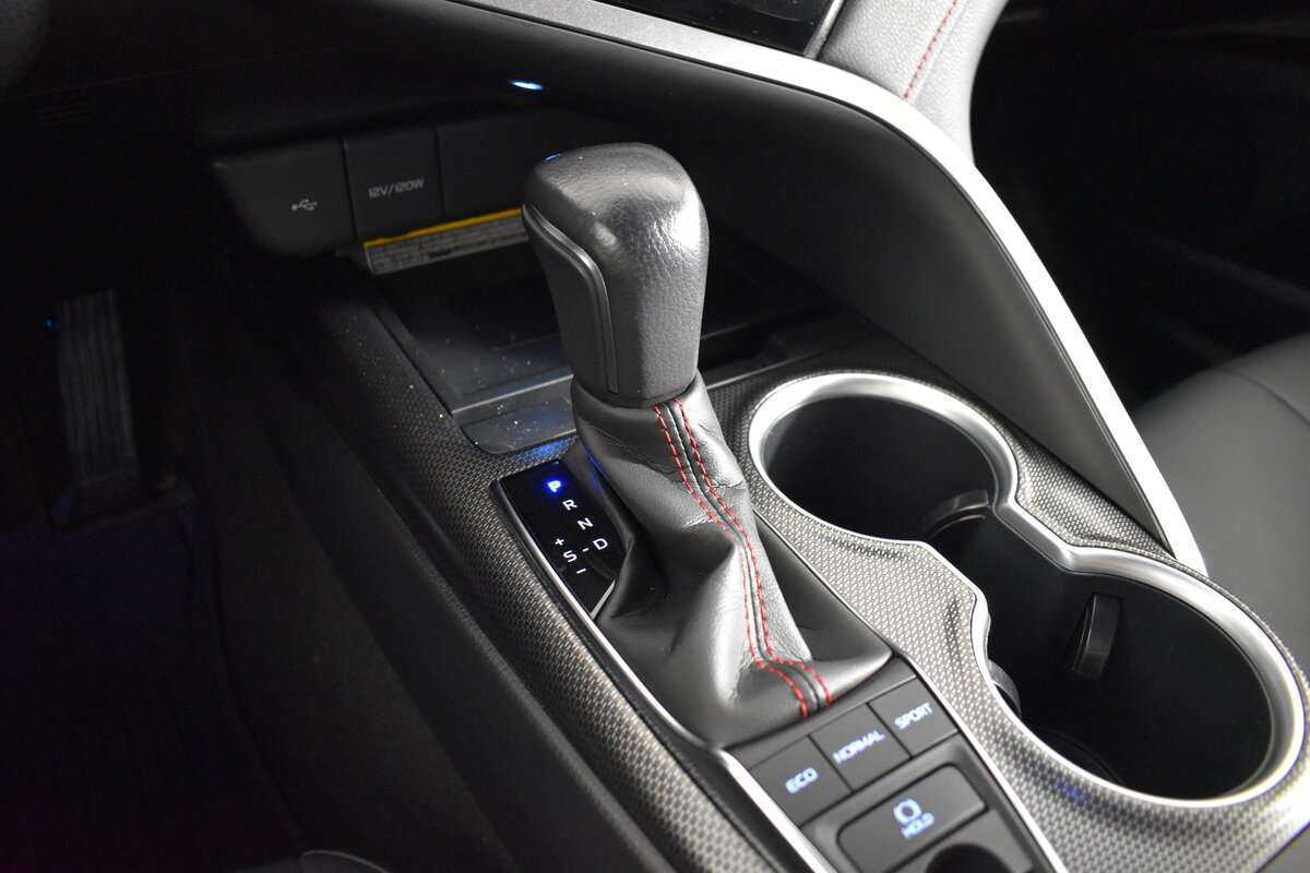 Toyota Camry 2021 года с пробегом. Фото: #13