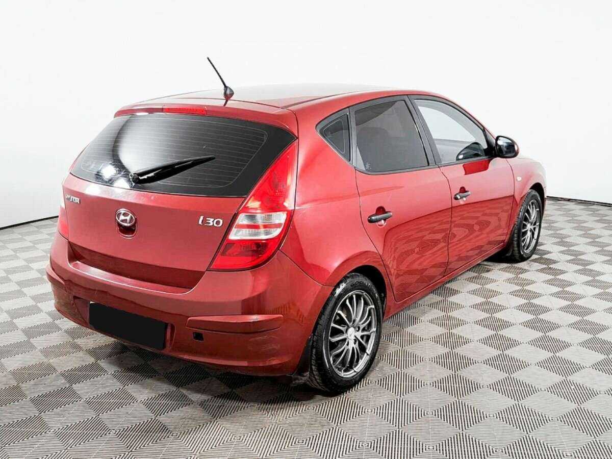 Hyundai i30 2009 года с пробегом. Фото: #4