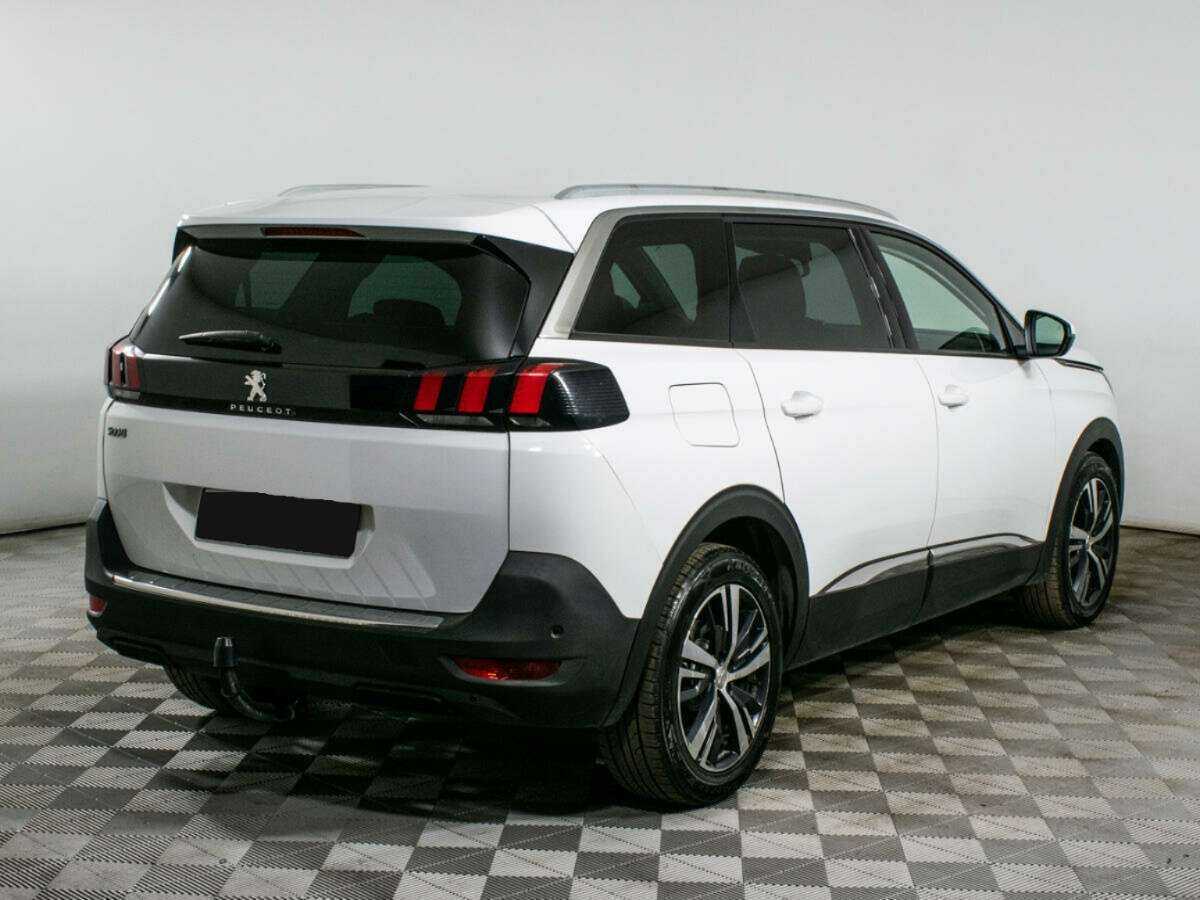 Peugeot 5008 2018 года с пробегом. Фото: #3