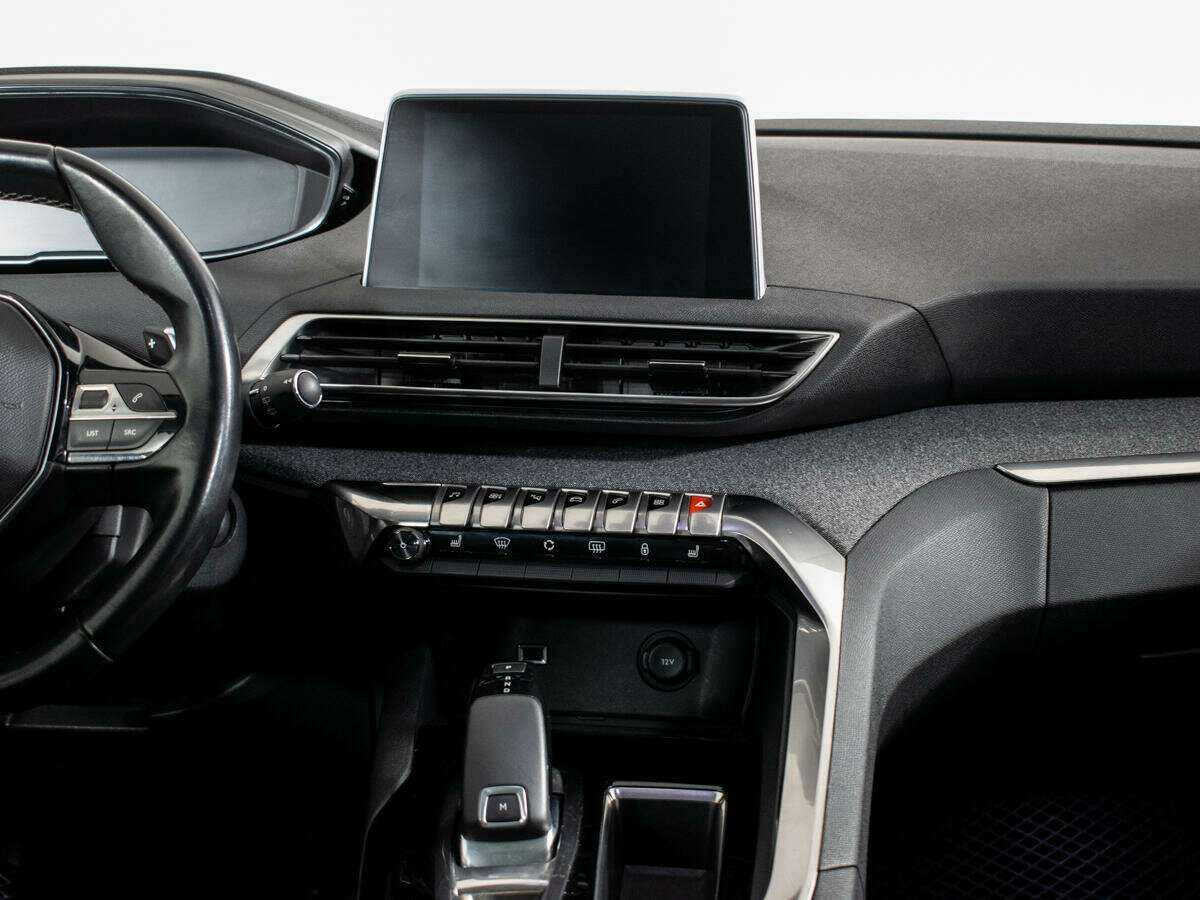 Peugeot 5008 2018 года с пробегом. Фото: #8