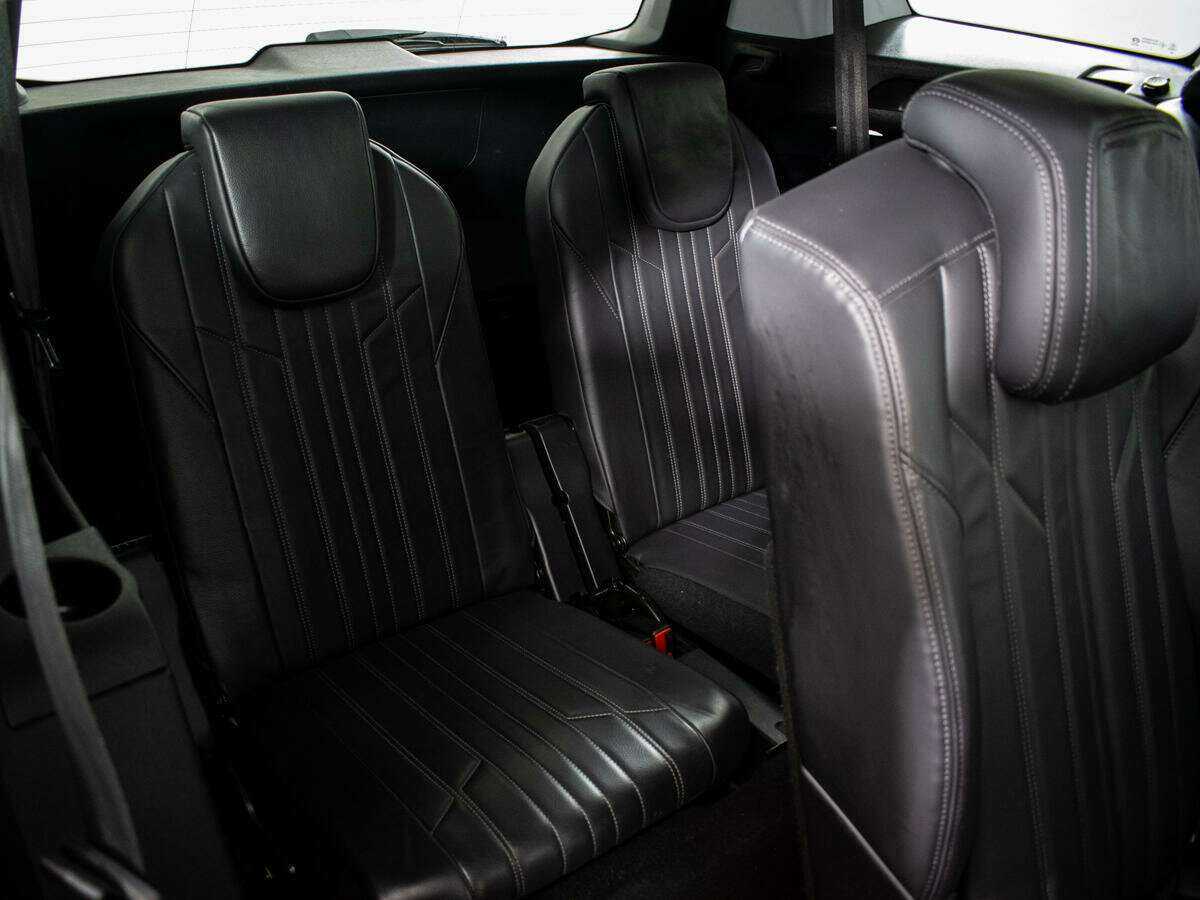 Peugeot 5008 2018 года с пробегом. Фото: #9