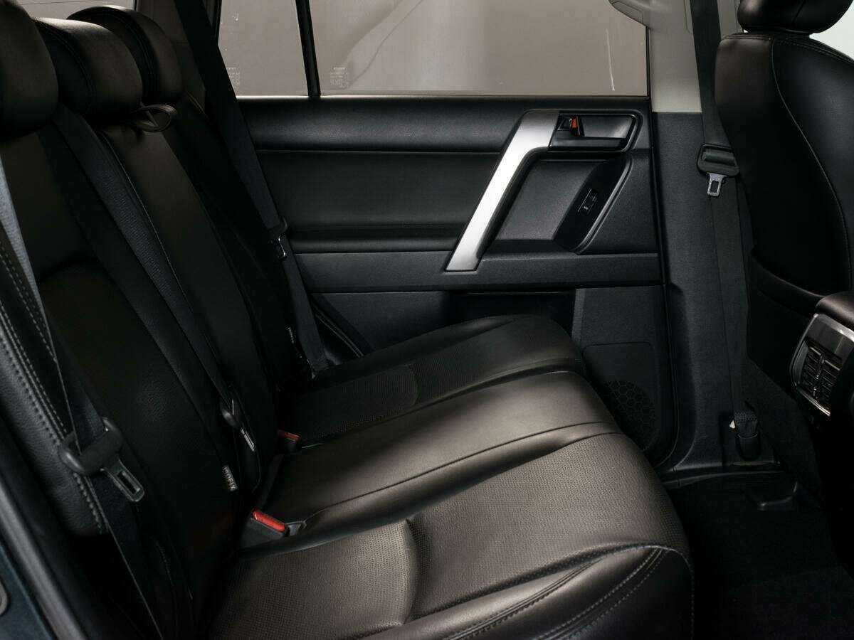 Toyota Land Cruiser Prado 2015 года с пробегом. Фото: #11