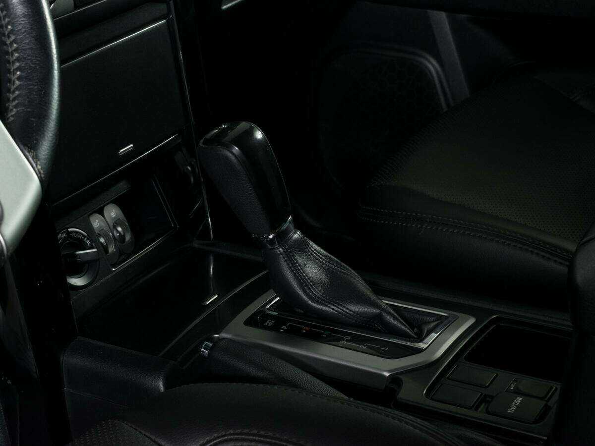 Toyota Land Cruiser Prado 2015 года с пробегом. Фото: #14