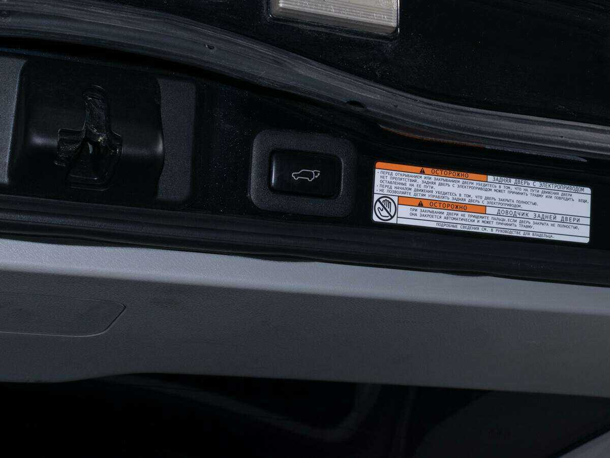 Toyota Land Cruiser 2015 года с пробегом. Фото: #8