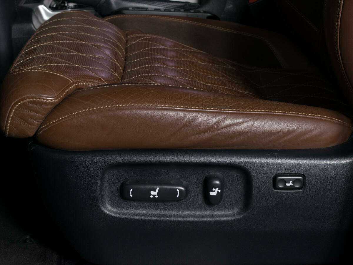 Toyota Land Cruiser 2015 года с пробегом. Фото: #19