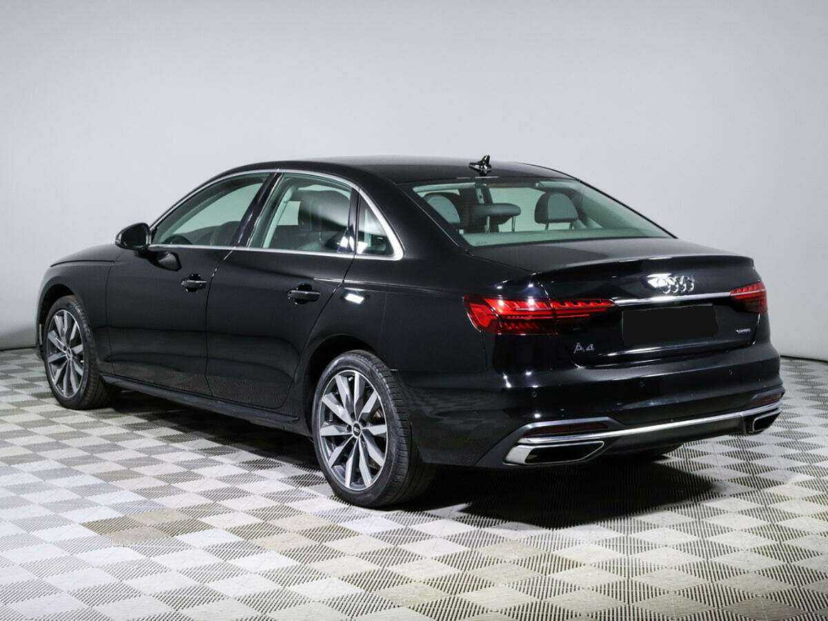Audi A4 2021 года с пробегом. Фото: #5
