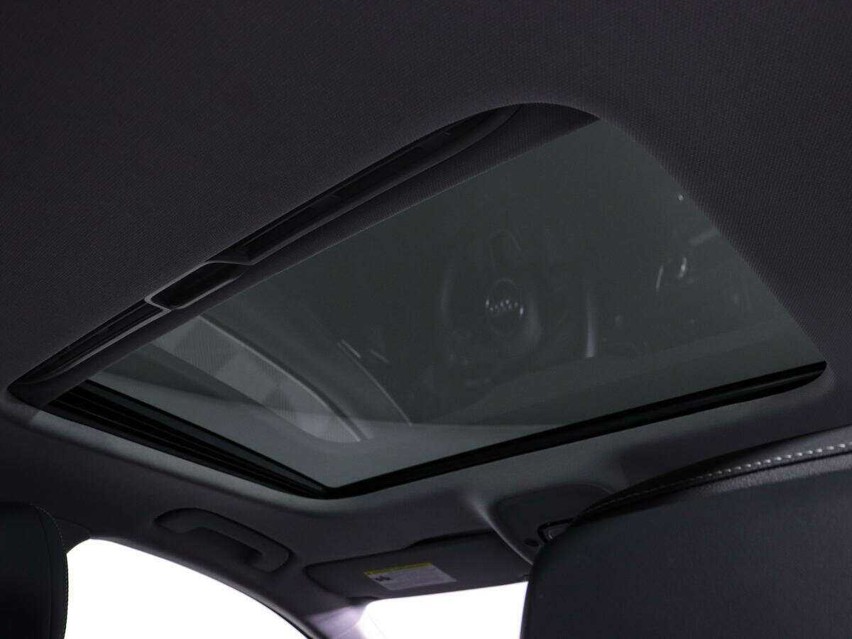 Audi A4 2021 года с пробегом. Фото: #13