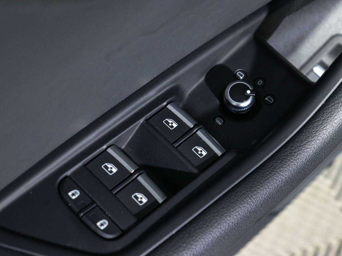 Audi A4 2021 года с пробегом. Фото: #15