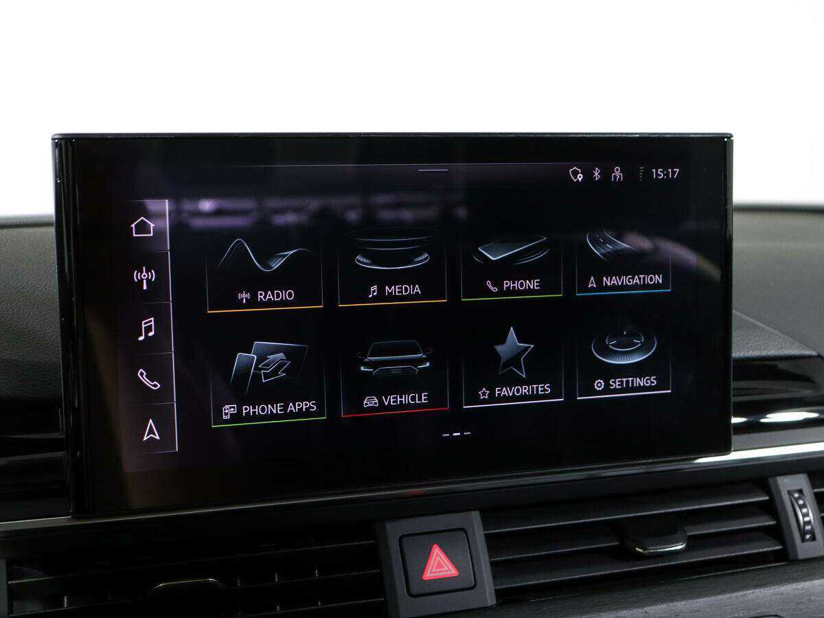 Audi A4 2021 года с пробегом. Фото: #23