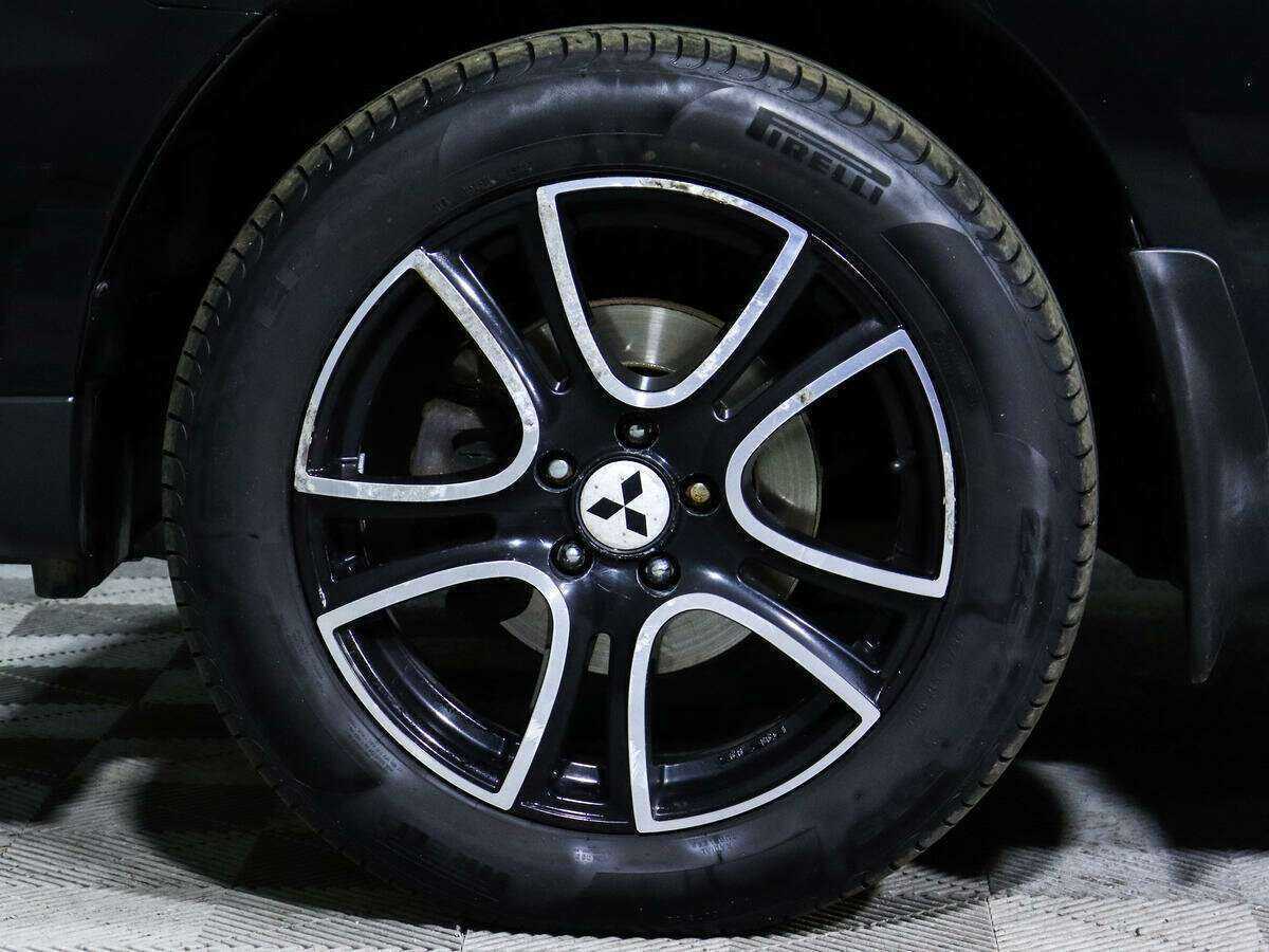 Mitsubishi Outlander 2011 года с пробегом. Фото: #15