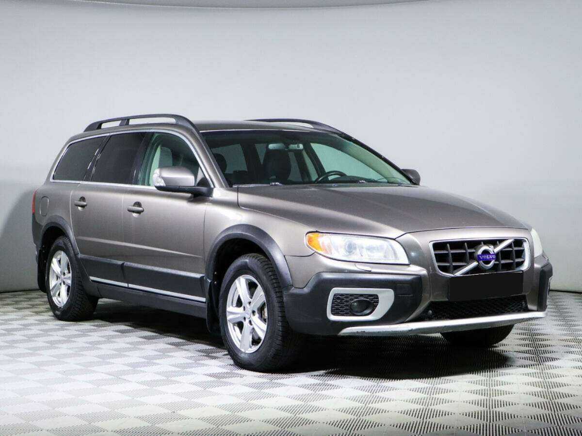 Volvo XC70 2010 года с пробегом. Фото: #2