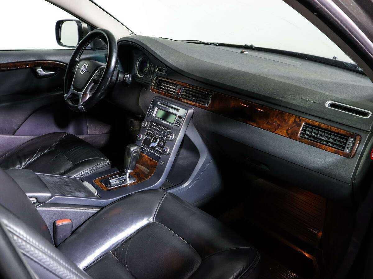 Volvo XC70 2010 года с пробегом. Фото: #6