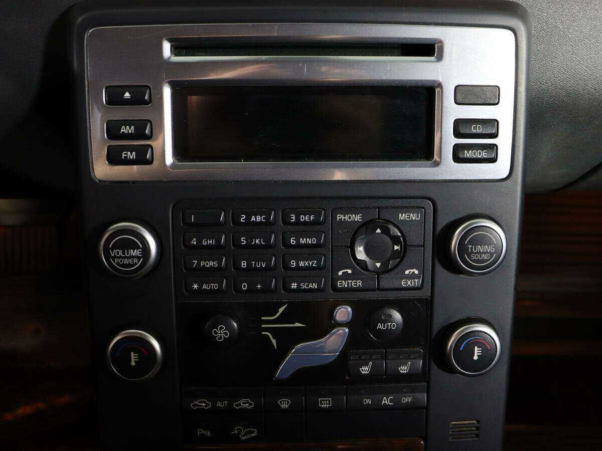 Volvo XC70 2010 года с пробегом. Фото: #16