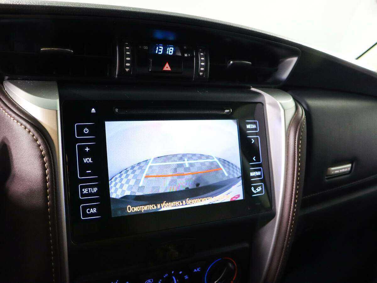 Toyota Fortuner 2018 года с пробегом. Фото: #12