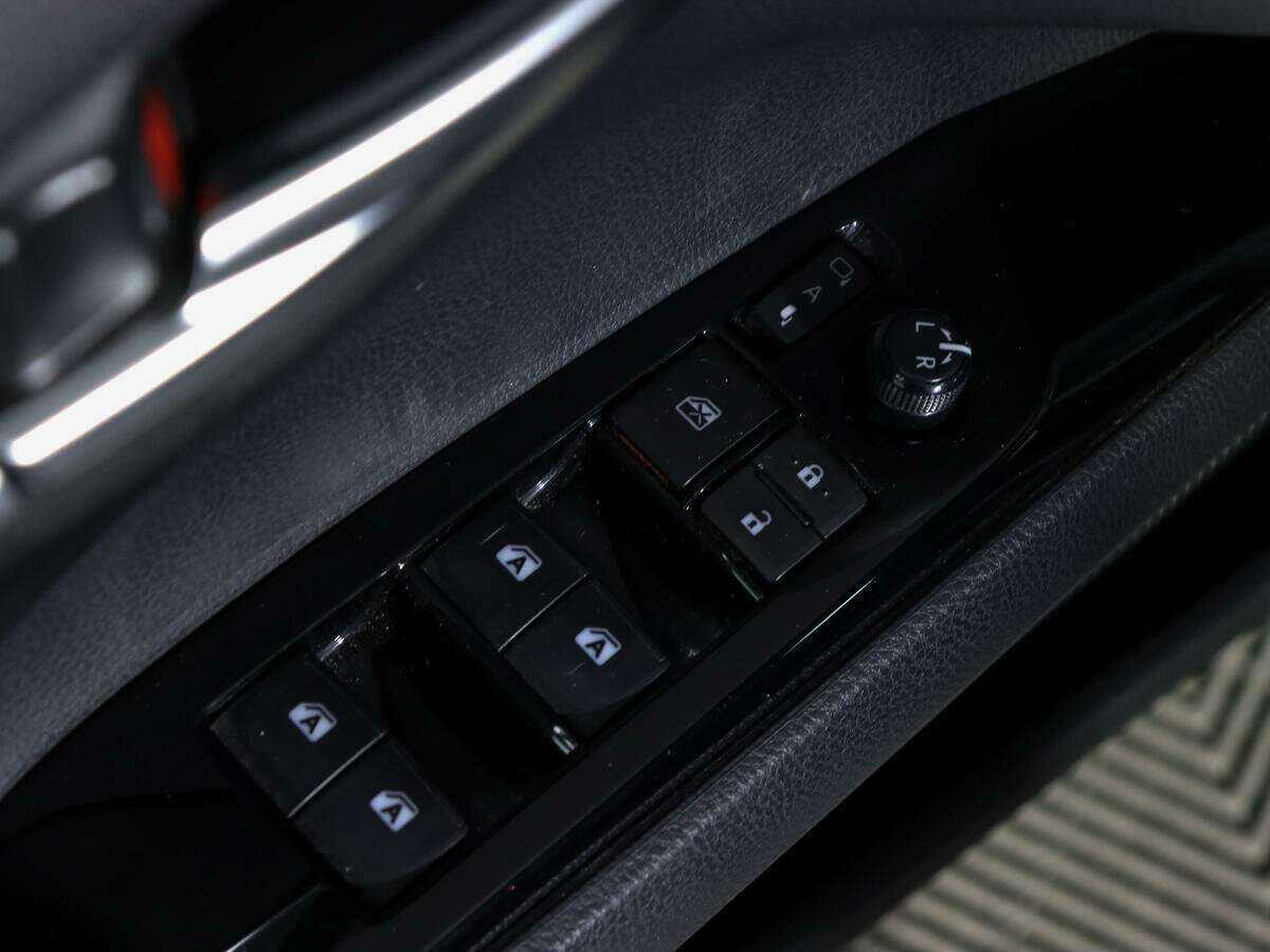 Toyota Camry 2021 года с пробегом. Фото: #14