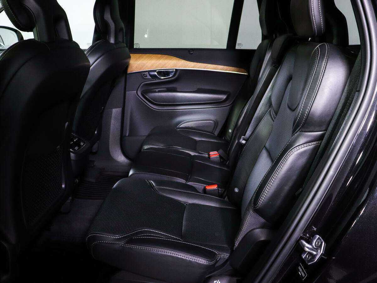 Volvo XC90 2020 года с пробегом. Фото: #9