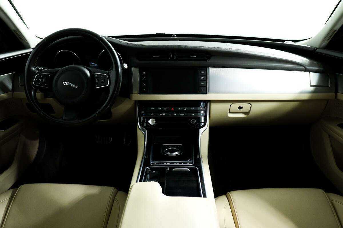 Jaguar XF 2016 года с пробегом. Фото: #10