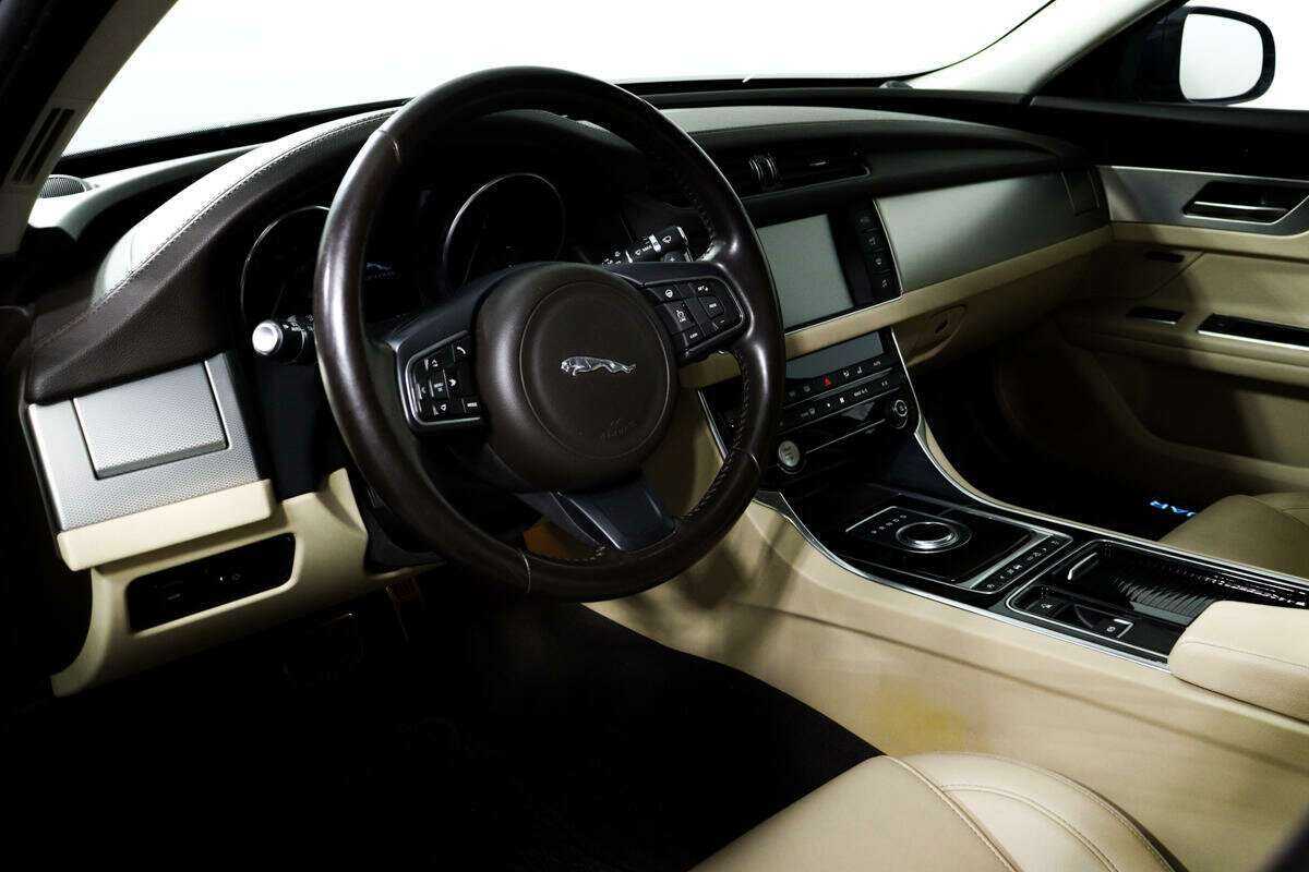 Jaguar XF 2016 года с пробегом. Фото: #12