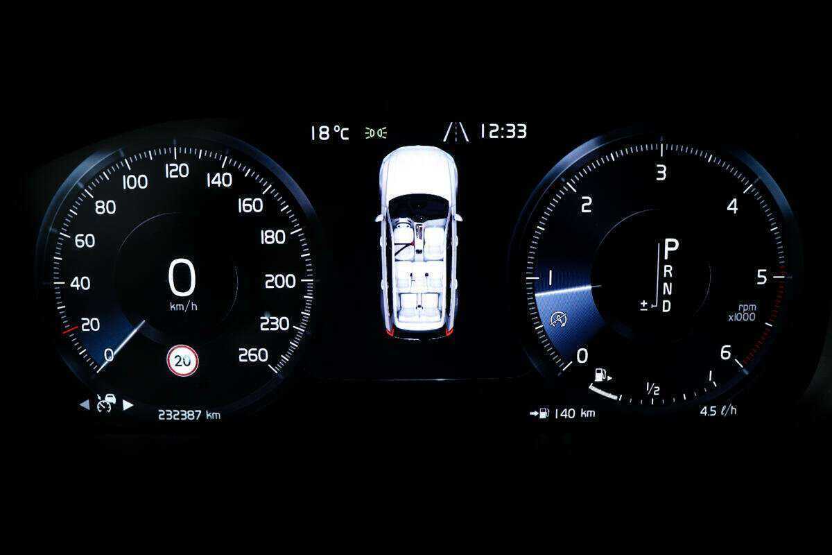 Volvo XC90 2017 года с пробегом. Фото: #9