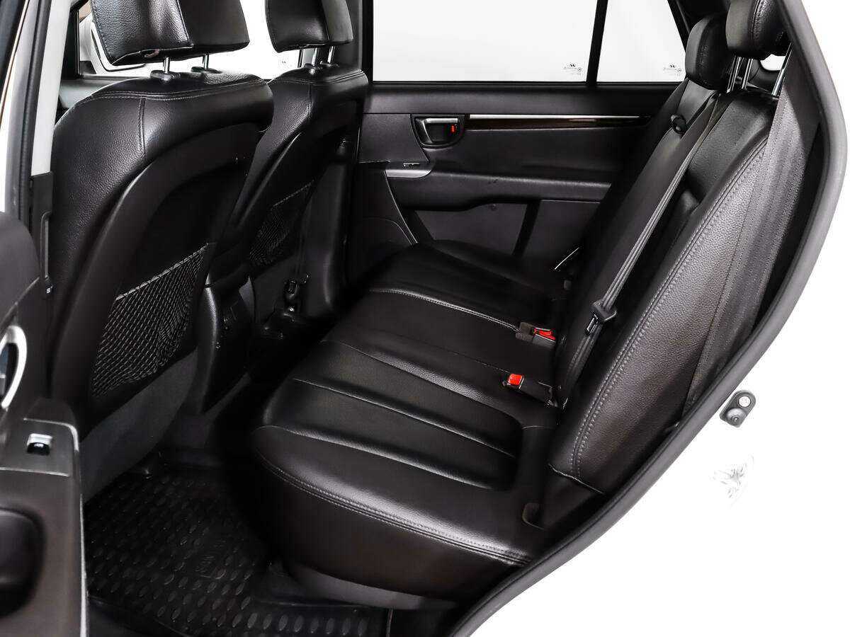 Hyundai Santa Fe 2010 года с пробегом. Фото: #11