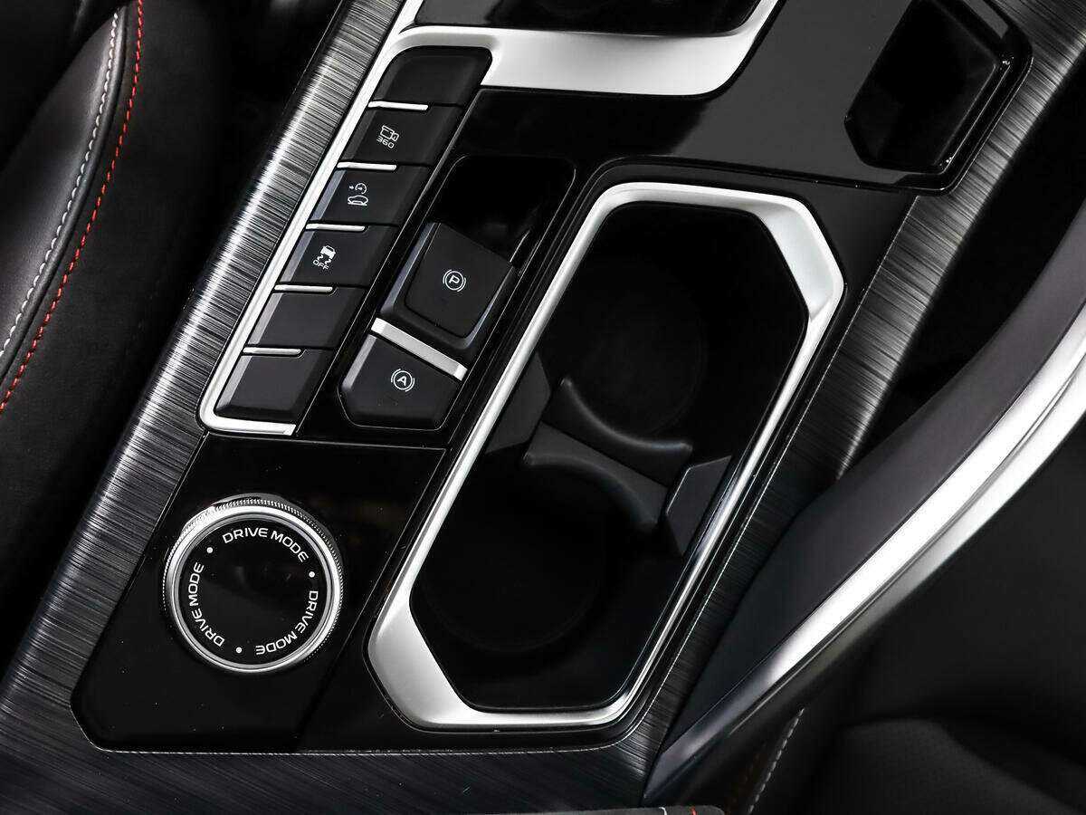 Geely Tugella 2022 года с пробегом. Фото: #10