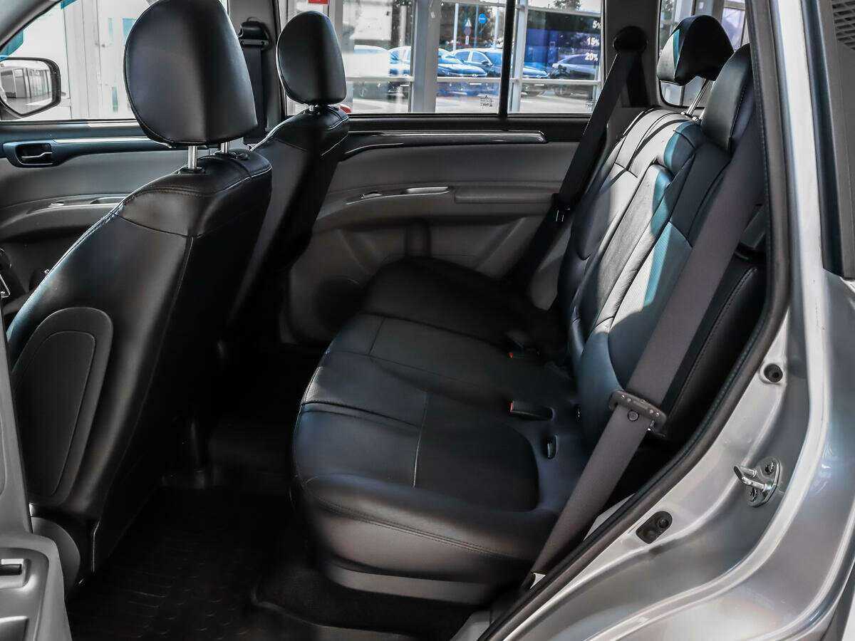 Mitsubishi Pajero Sport 2015 года с пробегом. Фото: #10