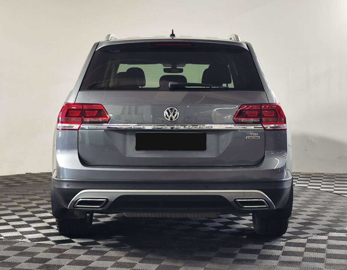 Volkswagen Teramont 2018 года с пробегом. Фото: #3