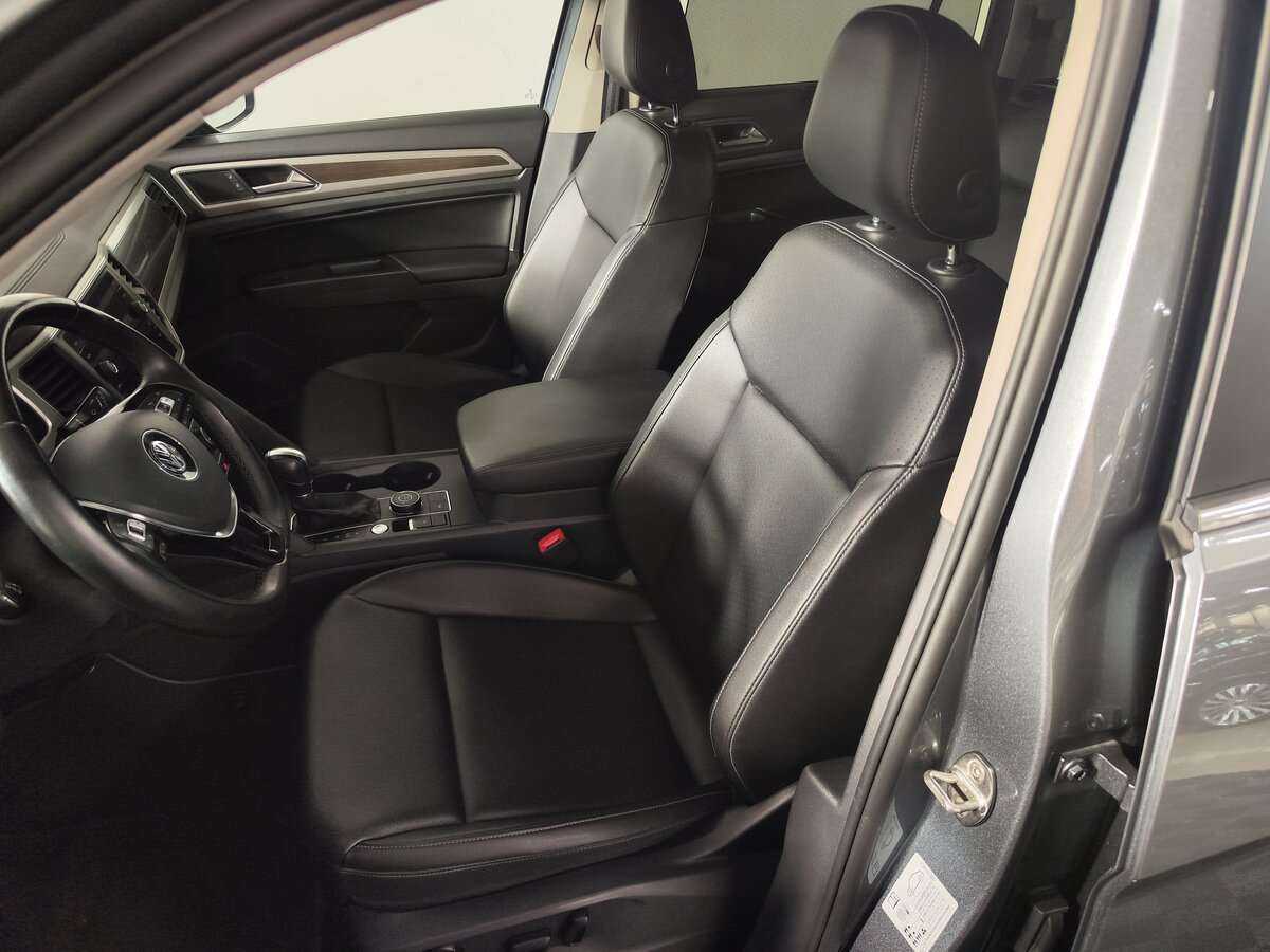 Volkswagen Teramont 2018 года с пробегом. Фото: #7