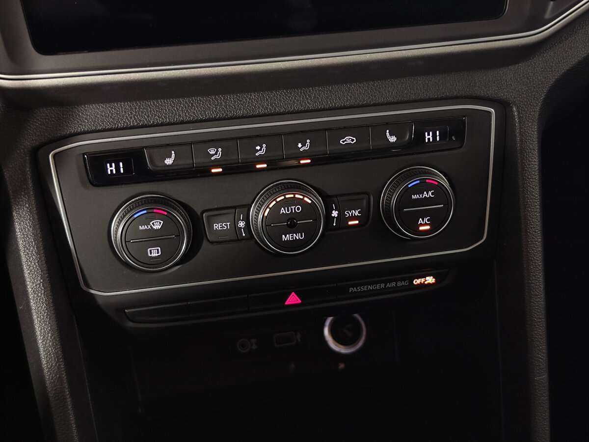 Volkswagen Teramont 2018 года с пробегом. Фото: #16