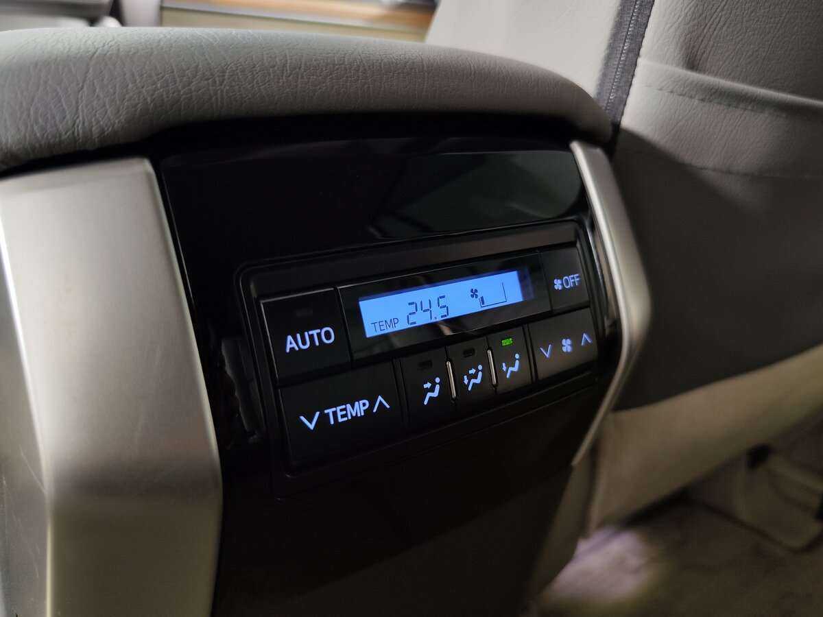 Toyota Land Cruiser Prado 2021 года с пробегом. Фото: #15