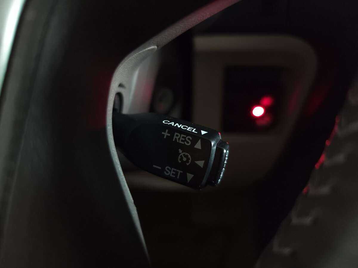 Toyota Land Cruiser Prado 2021 года с пробегом. Фото: #21