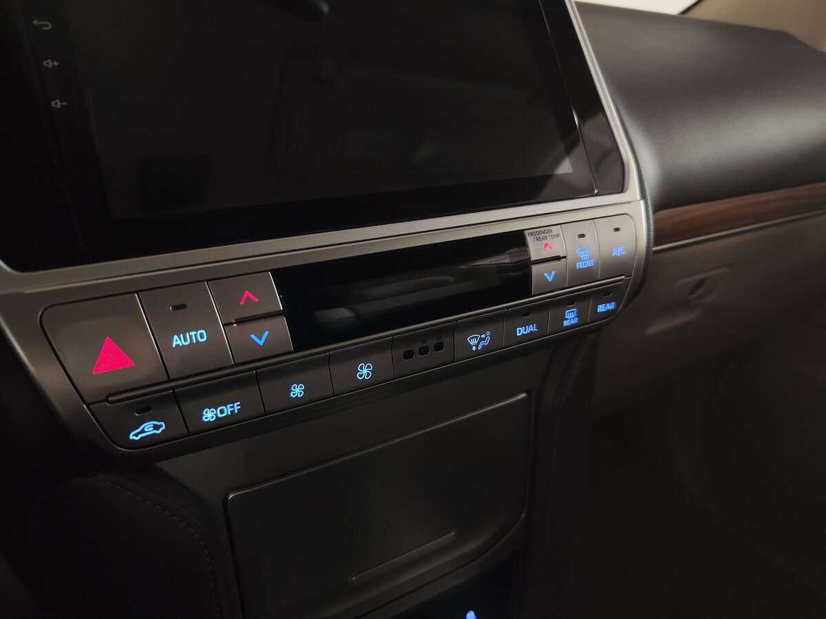 Toyota Land Cruiser Prado 2021 года с пробегом. Фото: #25